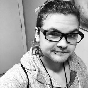 Meet your Posher, Jazpyer